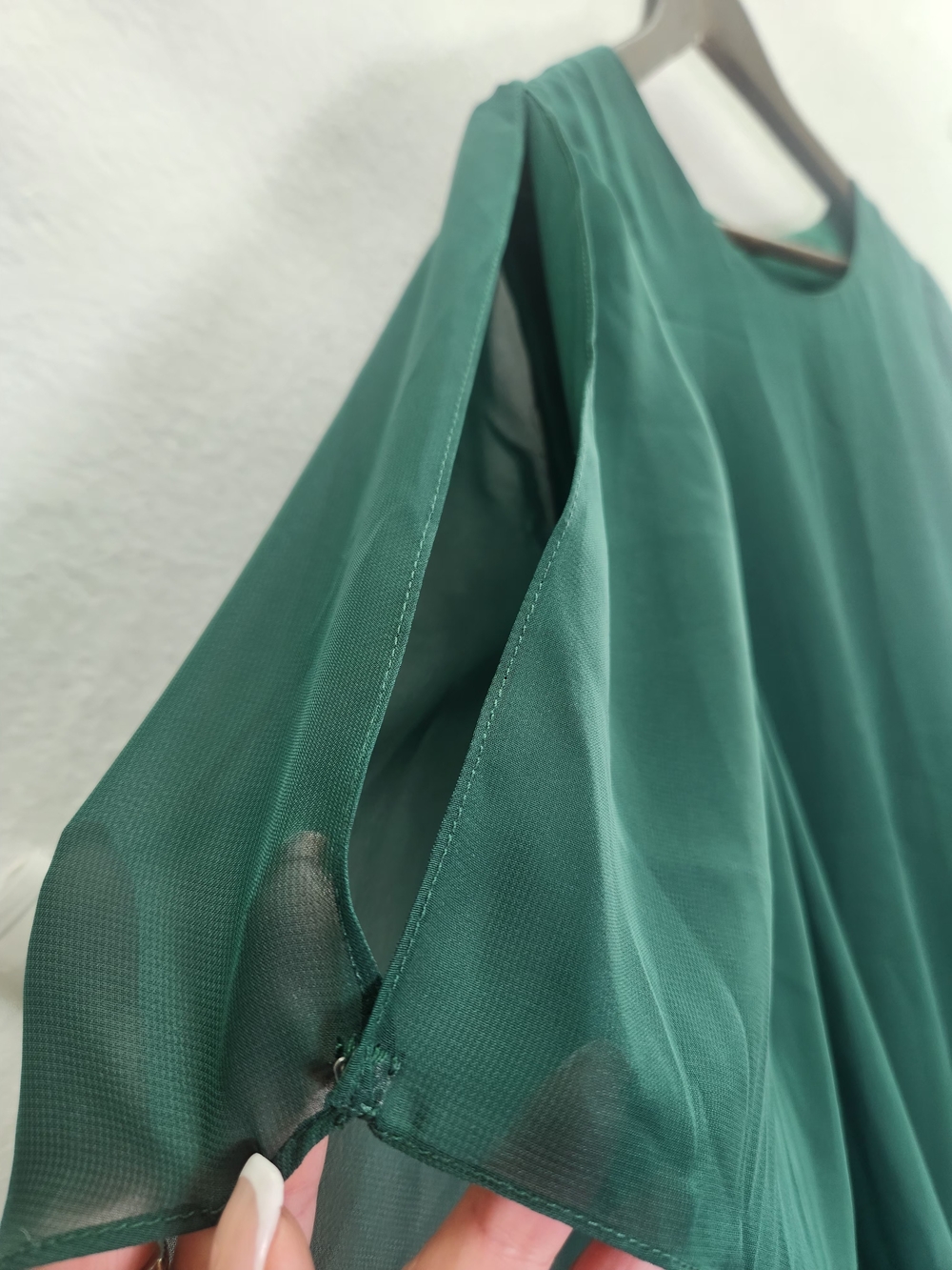 JJs House Emerald Green Asymmetric Chiffon Layered Blouse Size 12 - Picture 5 of 12